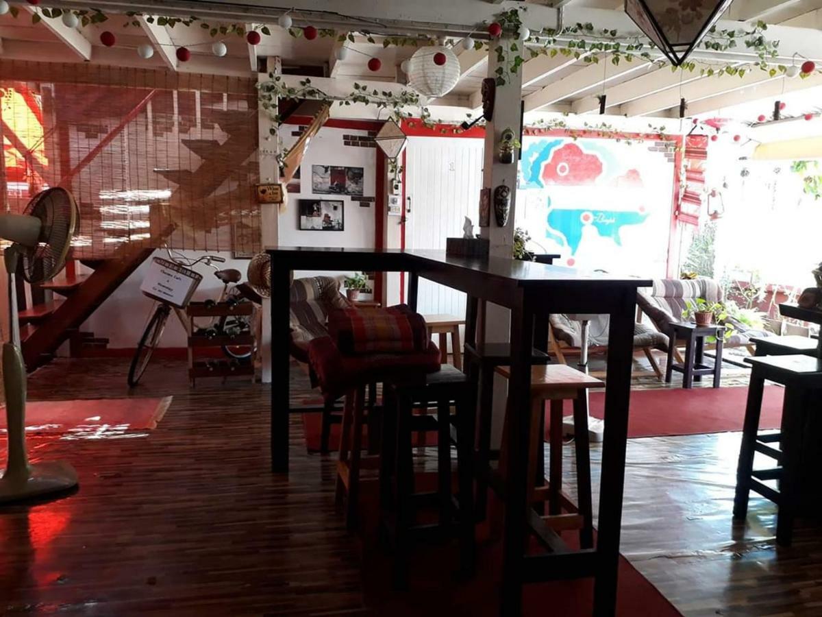 Thaimex Cafe & Homestay Backpackers- Adults Only Prachuap Khiri Khan Exterior foto